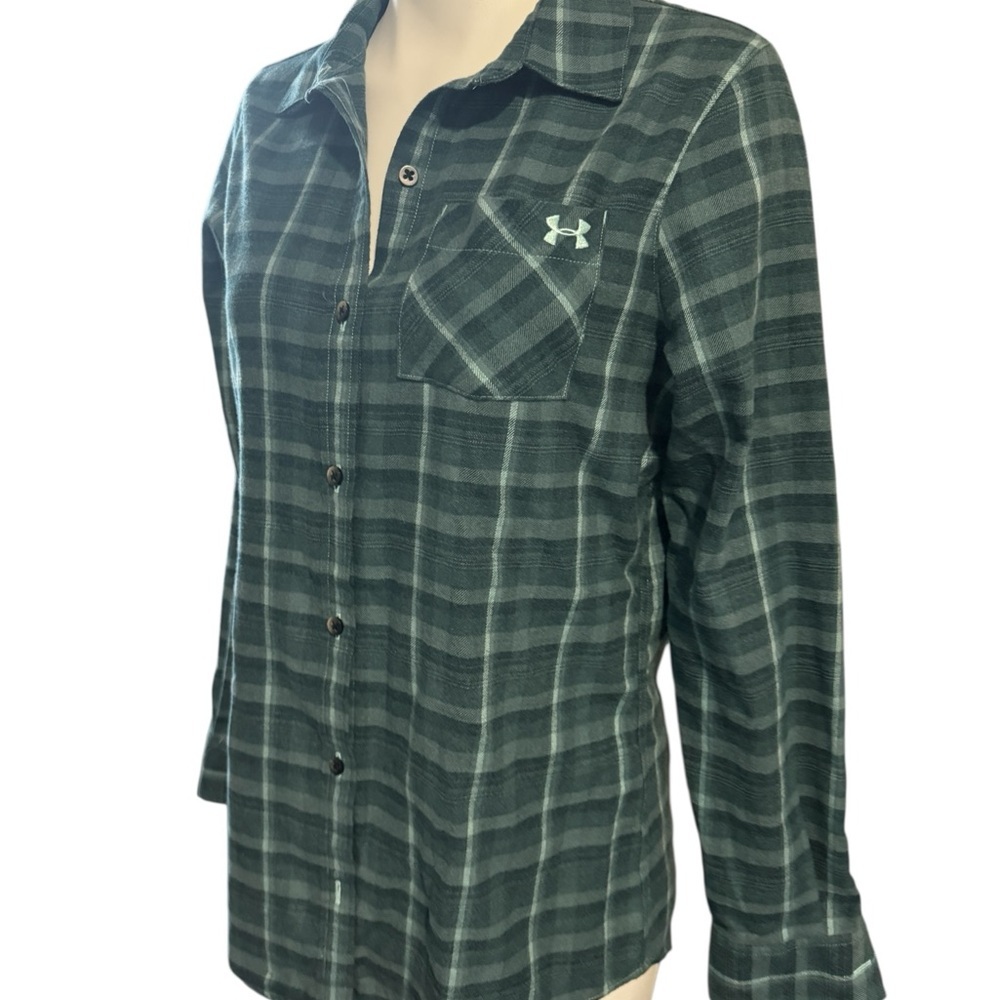 Under Armour Button down shirt, Teal Checkered, size Medium